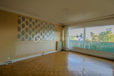 Appartement - 82 m² - 4 pièces