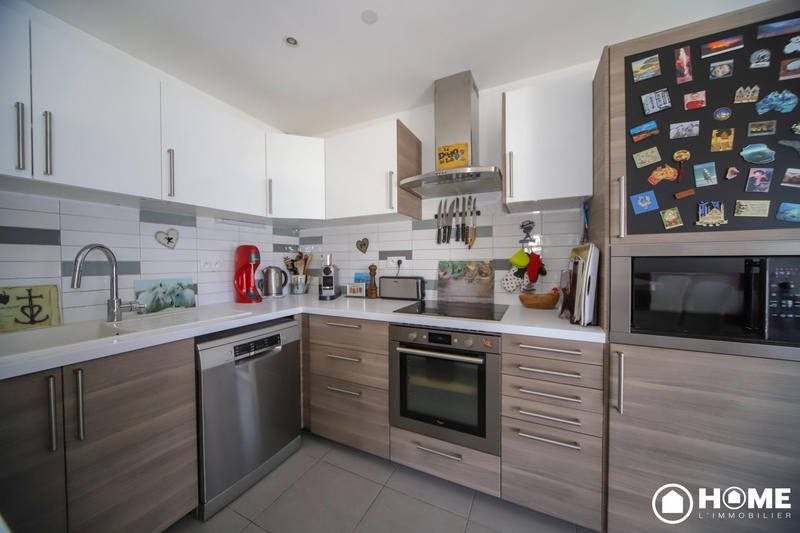 Appartement - 80 m² - 4 pièces