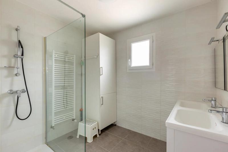 Maison - 99 m² - 5 pièces