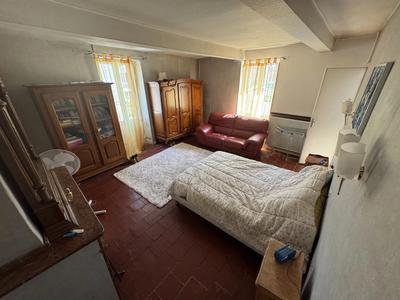 Maison de village - 380 m² - 12 pièces