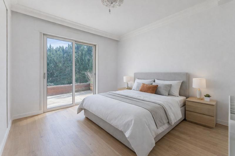 Maison ancienne - 243 m² - 8 pièces