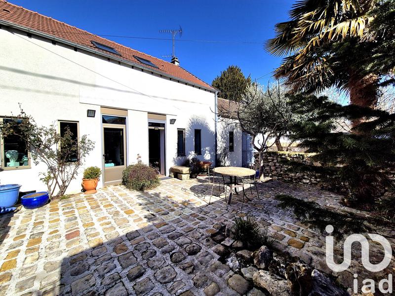 Maison - 265 m² - 10 pièces