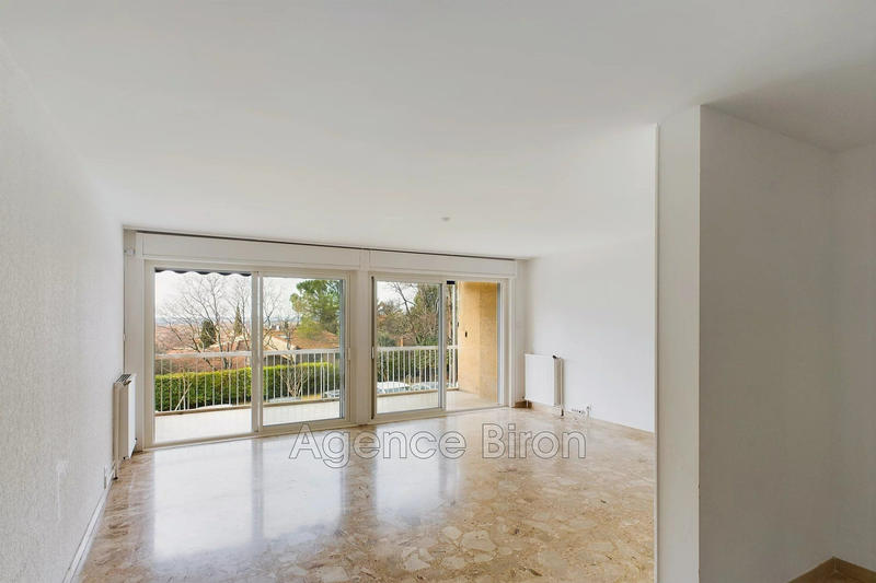 Appartement - 107 m² - 4 pièces