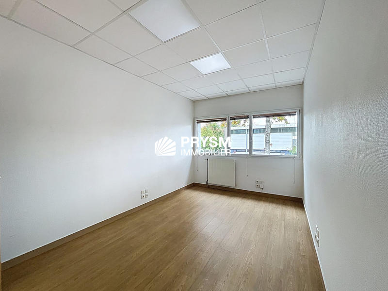 Bureau - 14 m² - 1 pièce