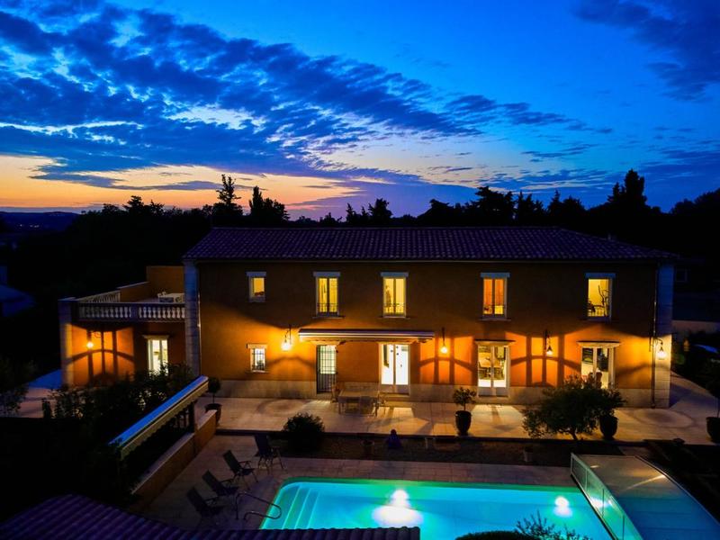 Maison - 290 m² - 8 pièces