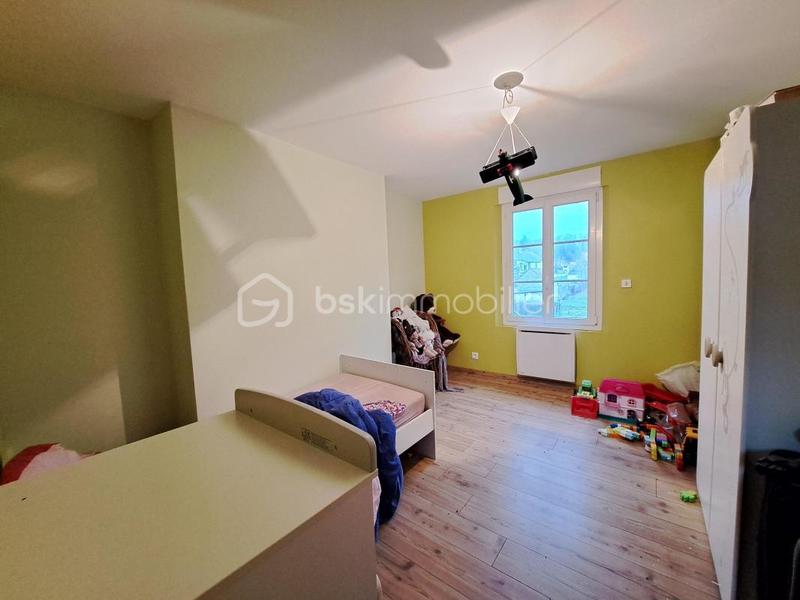 Maison - 310 m² - 11 pièces