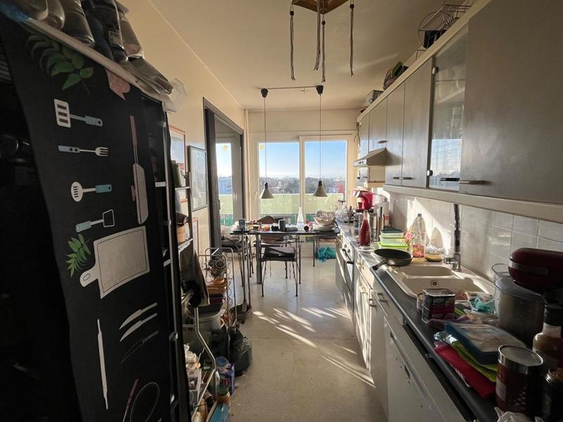 Appartement - 80 m² - 4 pièces