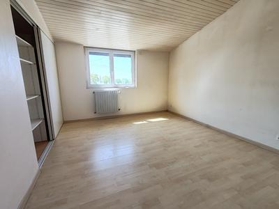 Maison de village - 95 m² - 5 pièces