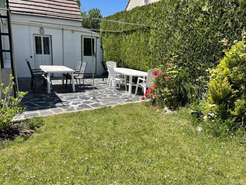 Maison - 136 m² - 8 pièces