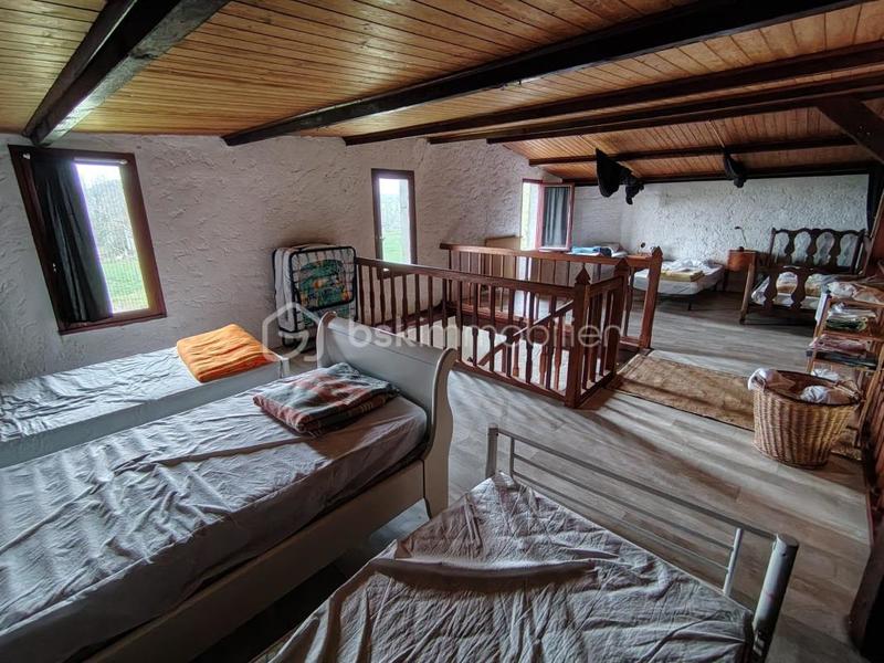 Demeure - 455 m² - 23 pièces