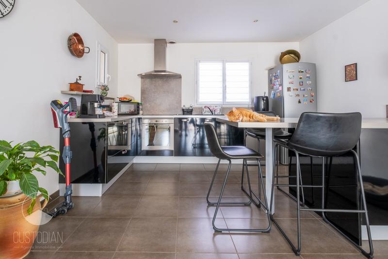 Maison - 96 m² - 4 pièces