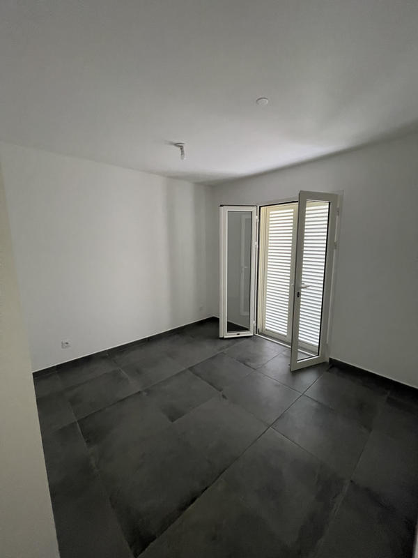 Maison - 97 m² - 4 pièces
