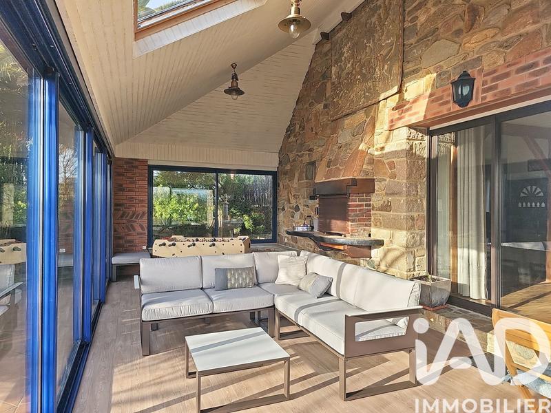 Maison - 161 m² - 6 pièces