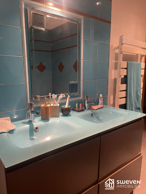 Maison - 165 m² - 6 pièces