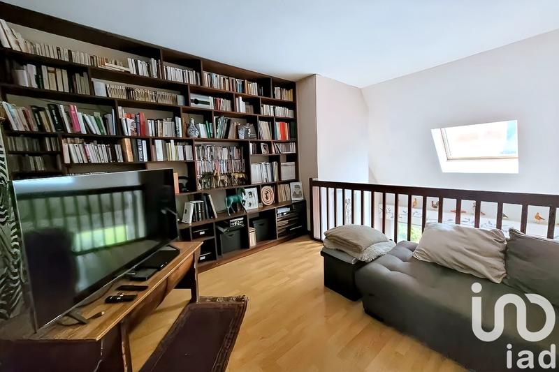 Maison - 300 m² - 8 pièces