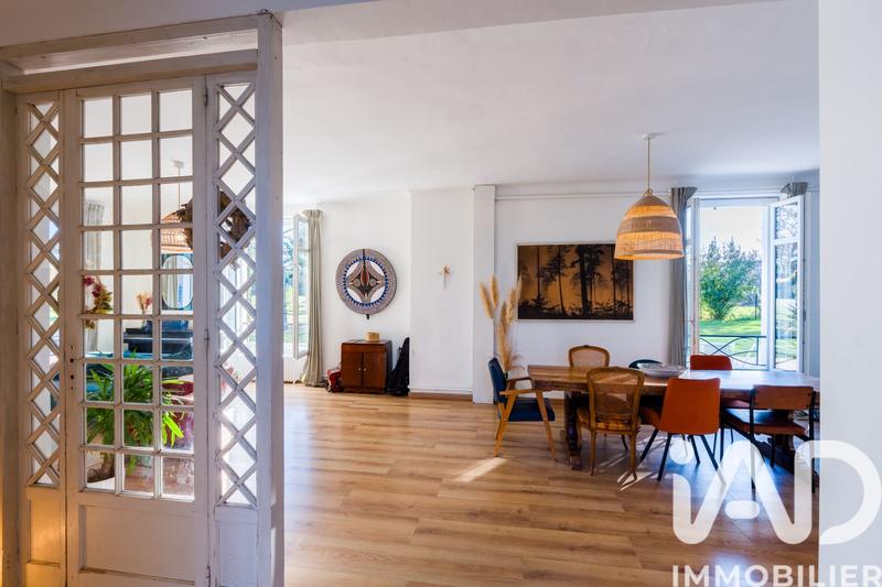 Maison - 293 m² - 7 pièces