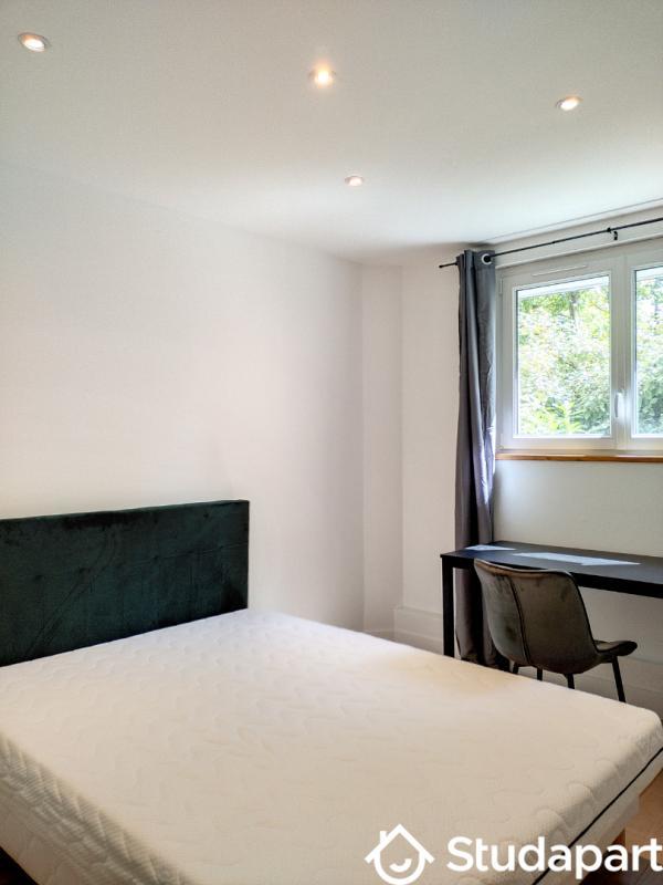 Chambre - 12 m² - 1 pièce