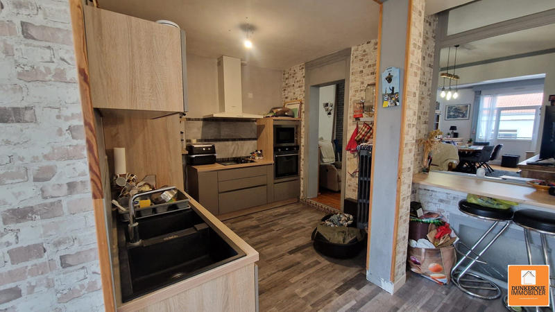 Maison - 140 m² - 4 pièces