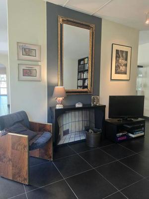 Maison - 305 m² - 9 pièces