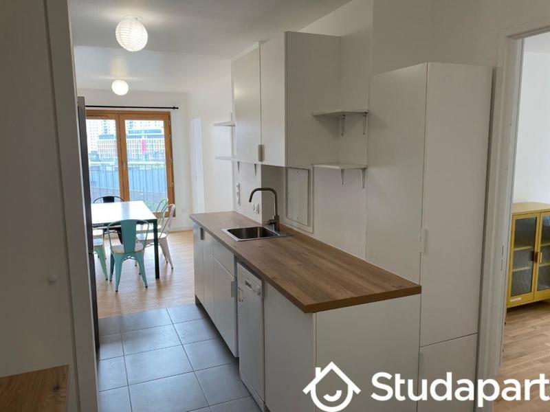 Chambre - 11 m² - 1 pièce