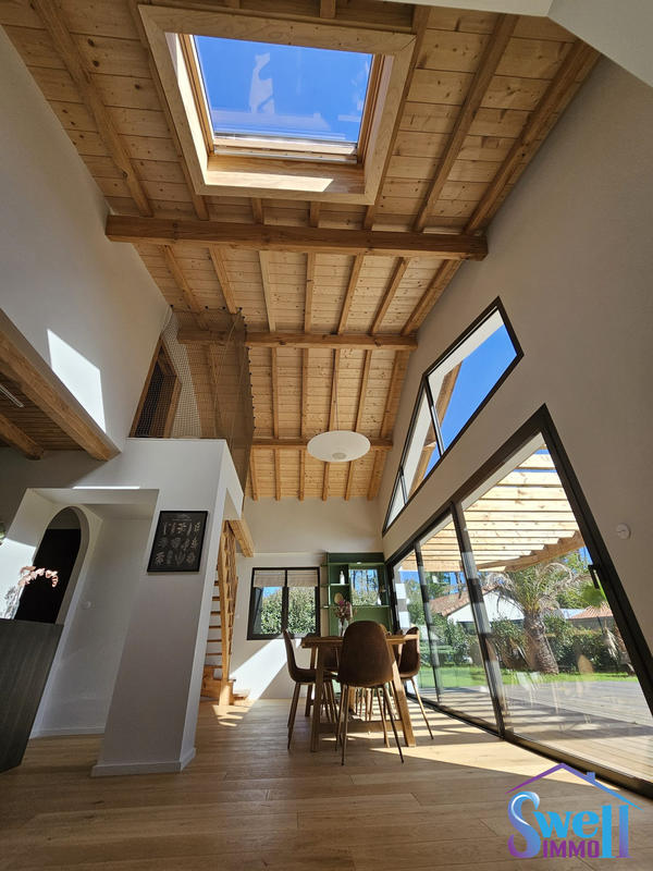 Maison - 165 m² - 6 pièces