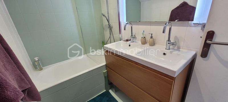 Maison - 64 m² - 4 pièces