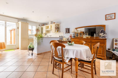 Appartement - 90 m² - 3 pièces