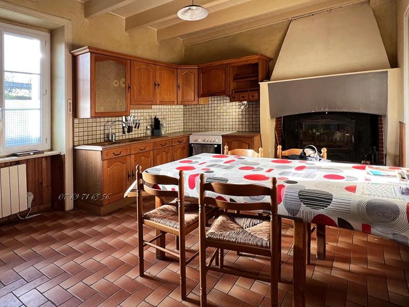 Maison - 96 m² - 4 pièces