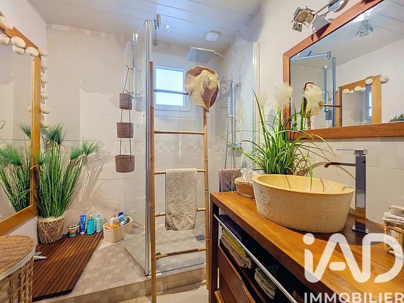 Maison - 102 m² - 5 pièces