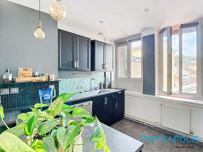 Duplex - 70 m² - 4 pièces