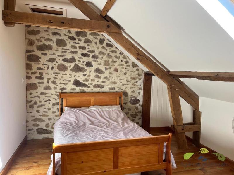 Propriété - 195 m² - 6 pièces