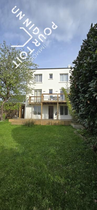 Maison - 179 m² - 7 pièces