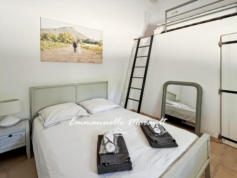 Maison - 184 m² - 7 pièces