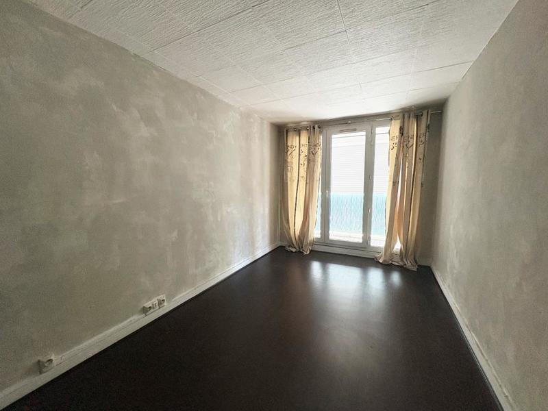 Appartement - 96 m² - 5 pièces