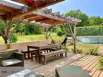 Maison - 191 m² - 7 pièces