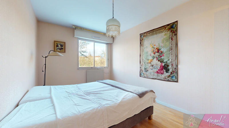 Appartement - 79 m² - 4 pièces