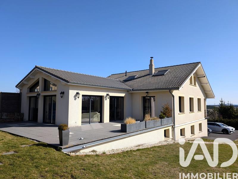 Maison de campagne - 250 m² - 13 pièces
