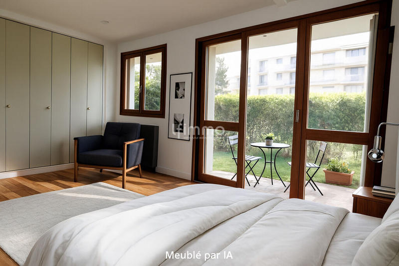 Appartement - 98 m² - 5 pièces