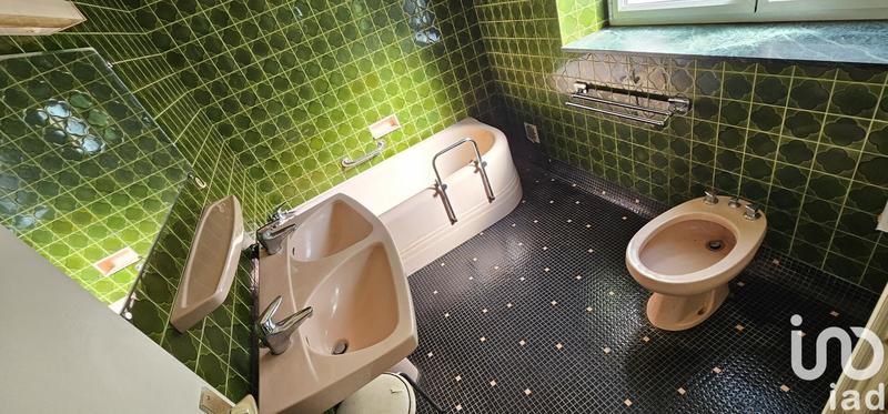 Maison - 173 m² - 9 pièces