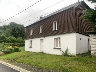 Maison - 195 m² - 7 pièces