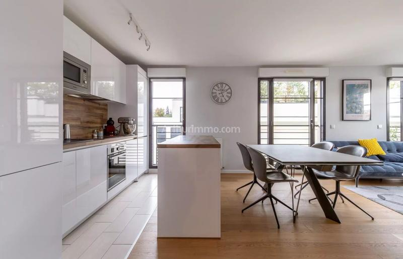 Appartement - 85 m² - 4 pièces