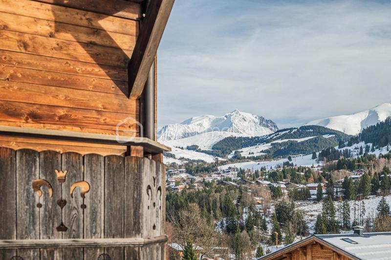 Châlet - 243 m² - 12 pièces