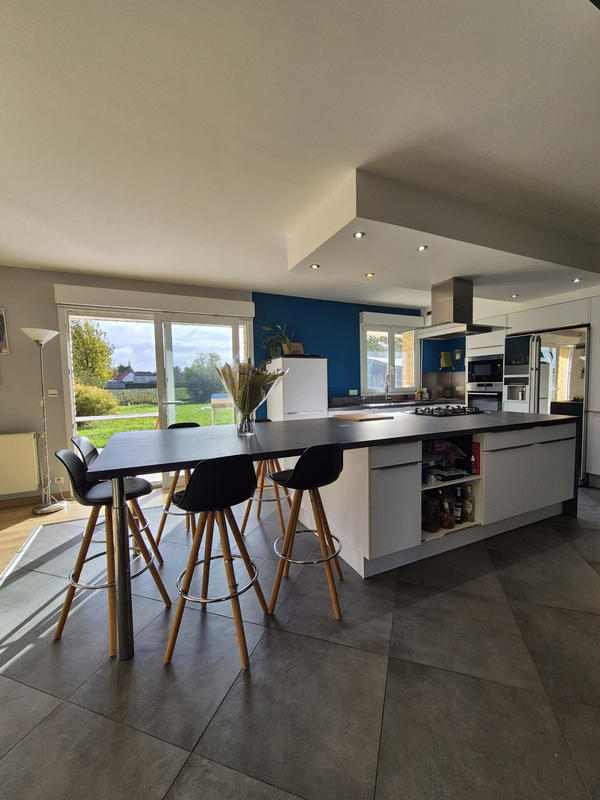 Maison - 140 m² - 6 pièces