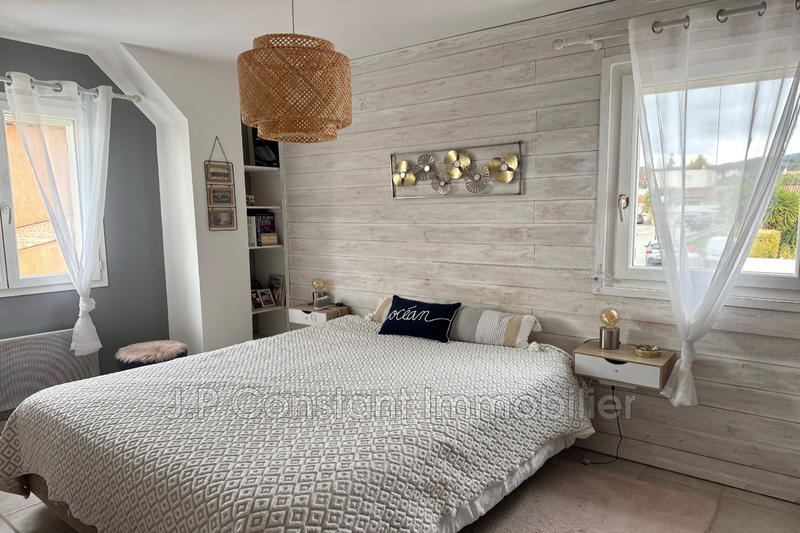 Maison - 99 m² - 4 pièces