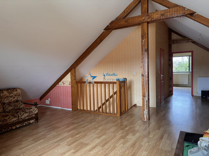 Maison - 170 m² - 8 pièces