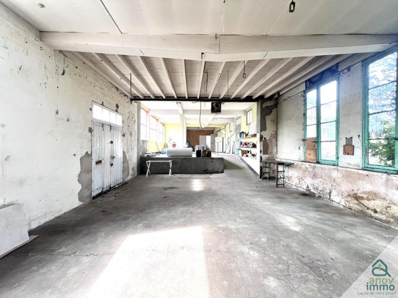 Propriété - 177 m² - 6 pièces