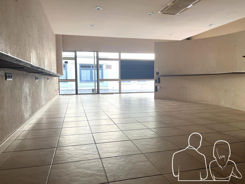 Local commercial - 90 m² - 3 pièces