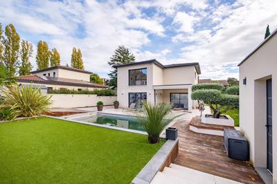 Maison - 165 m² - 7 pièces