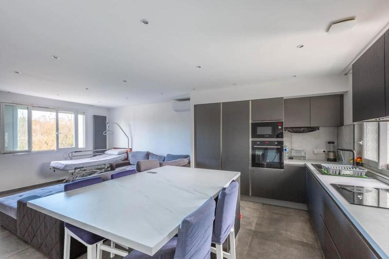 Maison - 150 m² - 7 pièces