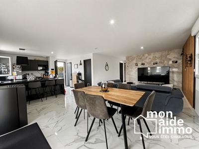 Maison - 86 m² - 4 pièces